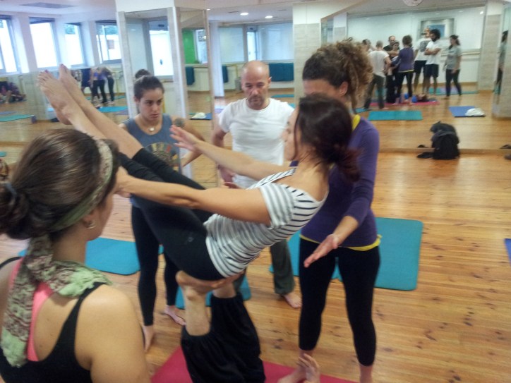 Samuela Urbini insegnante yoga